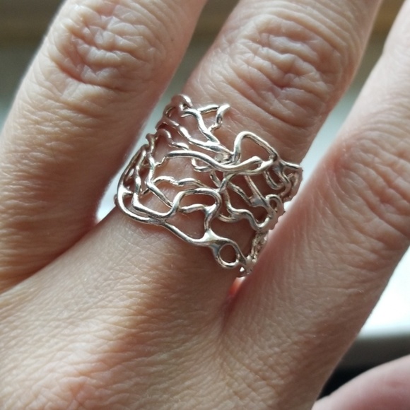 Jewelry - FINAL SALE Silver Filagree Ring Sz 7